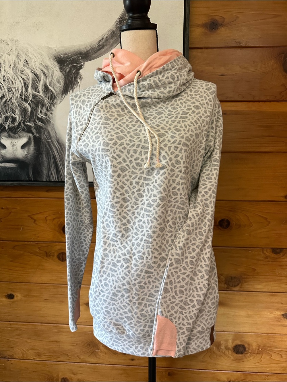 NWT Ampersand DoubleHood Sweatshirt “Something Different” Pattern